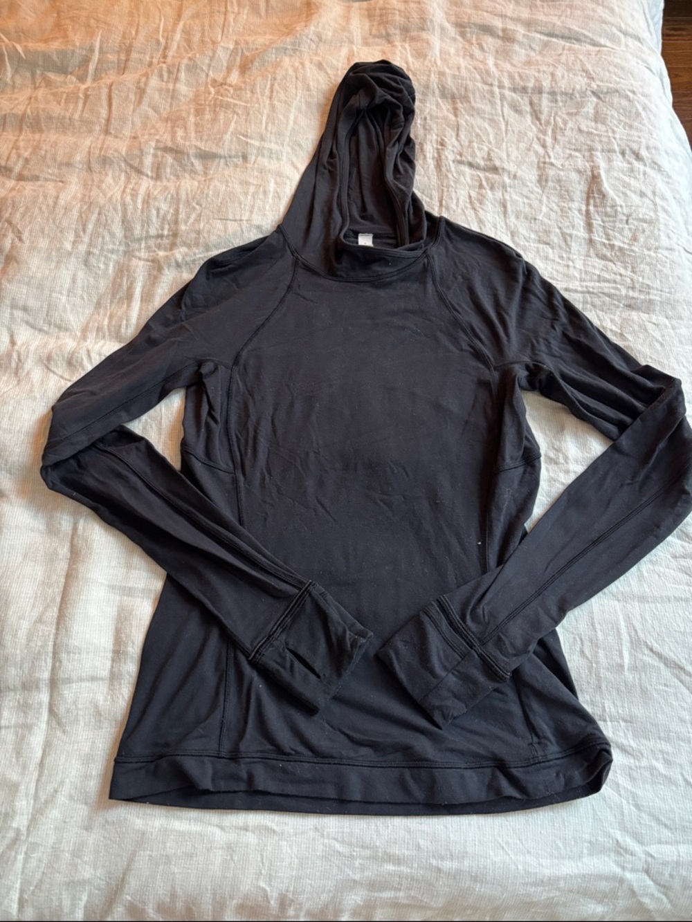 Lululemon Athletica Black Lightweight Hooded Long Sleeve Top - Picture 2 of 10